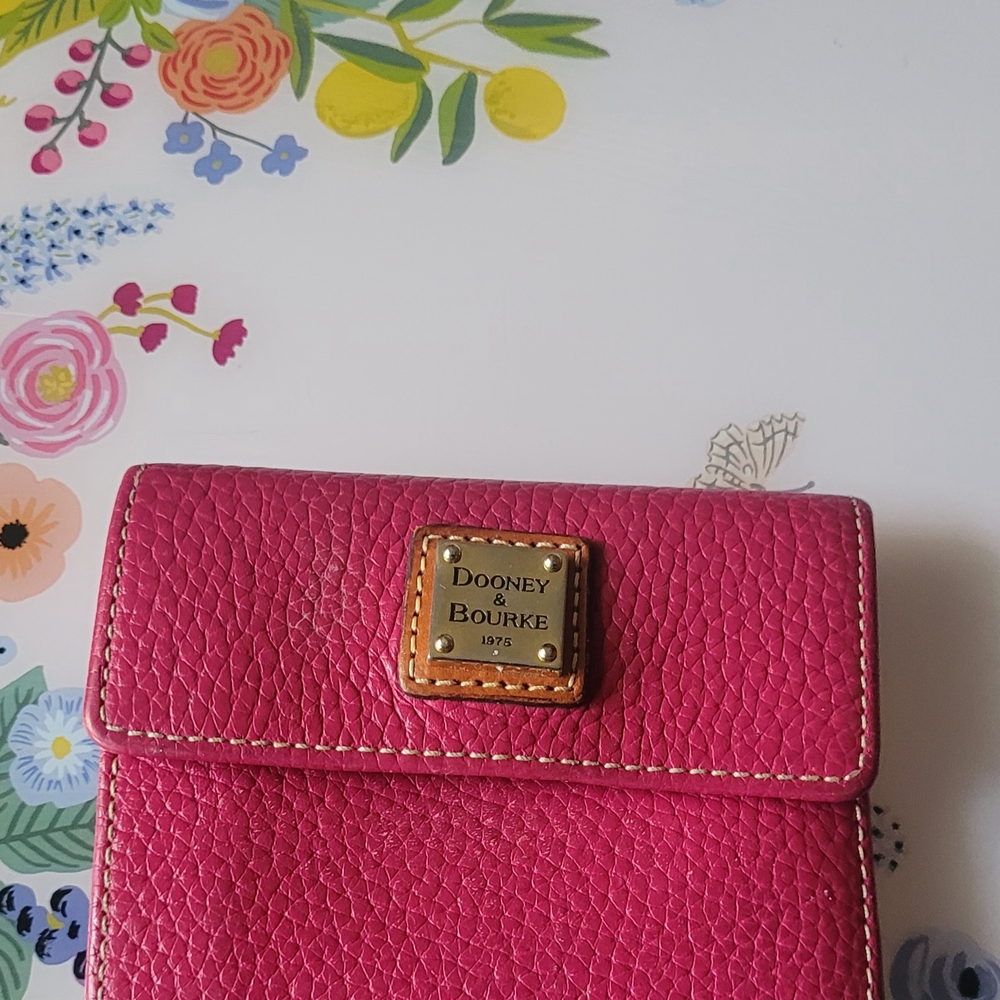 Dooney & Bourke Pink Leather Wallet
